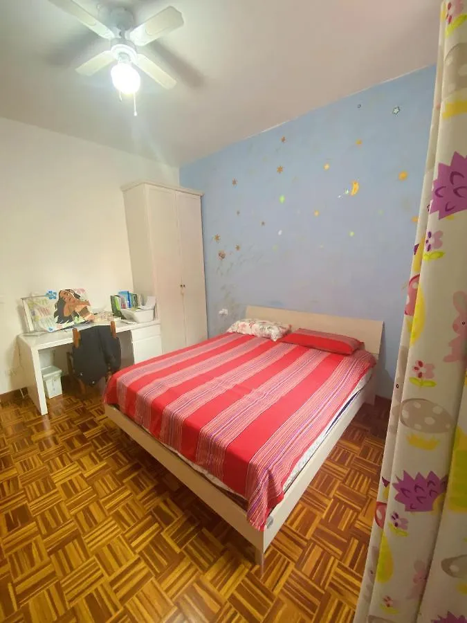 Nice Room Just For Girls Bologna